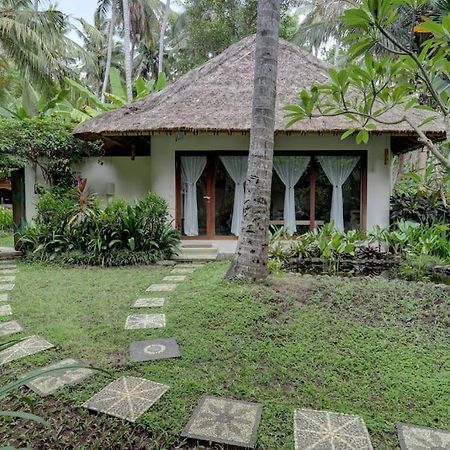 Rumah Kelapa Sepi Karangasem  Exterior photo